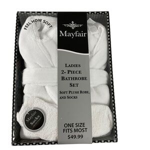 Mayfair Ladies 2-Piece Bathrobe Set with Plush Robe & Socks  One Size New in Box